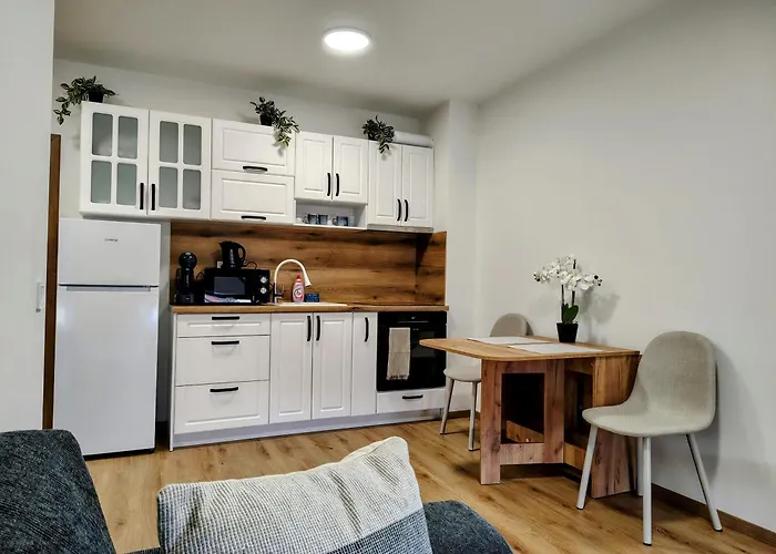 White Peak 2rooms Ap *